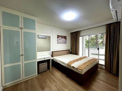 Condos for sale : sss553 For Sale: Baan Suan Thon Condo, Srinakarin Road,Soi Sridan 22, near the Yellow Line BTS