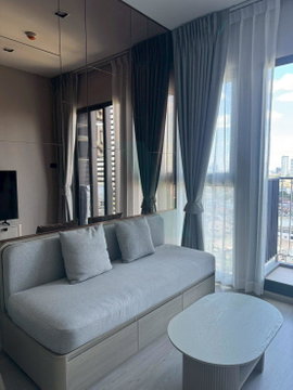 For Rent Condo REFERENCE SATHORN - WONGWIANYAI Building 1, Floor 15,1 bed room, Room size 32 sqm