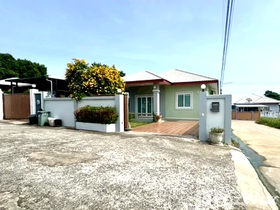 Houses for sale Chonburi : 3 Bedroom House for sale in Pong, Chon Buri  5626425