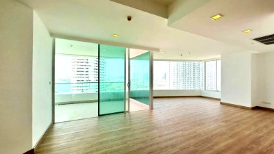 Condos for sale : A035910 My Resort @ River