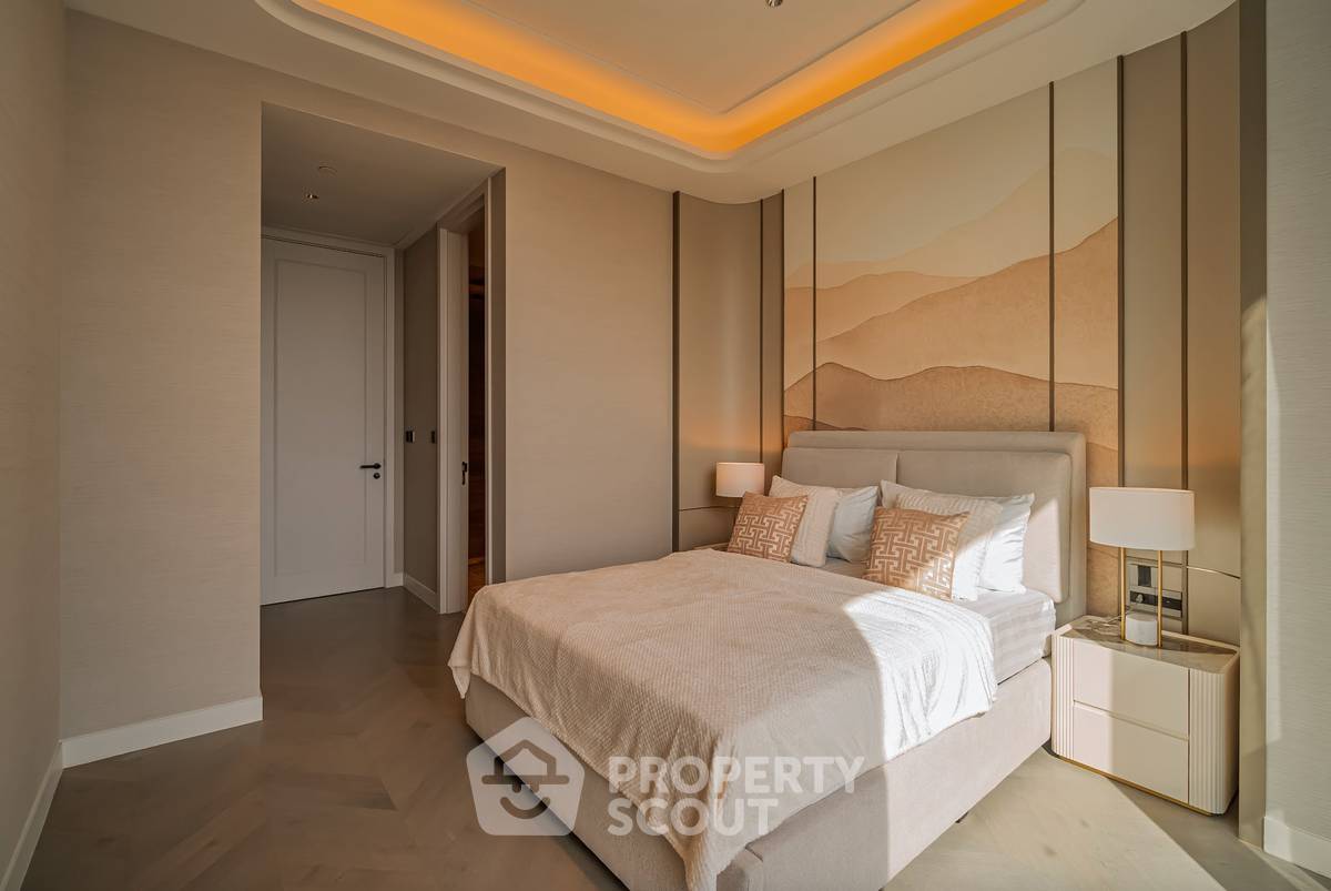 picture 3-BR Condo at One 89 Wireless near MRT Lumphini (ID 2034254) - 8/13