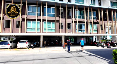 Condos for rent Bang Saen : Condo for rent at The Idol Bangsaen, near Burapha University, Laem Thong Bangsaen Shopping Mall, and the beach. Excellent location and convenient 