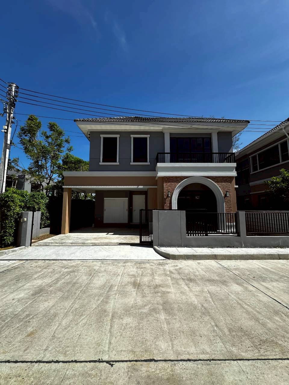 Crown Estate Koh Kaew WR-04501