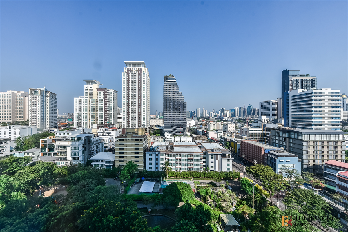picture The extro phayathai - rangnam Surrounded by Facilities near BTS Victory Monument - 10/10