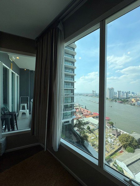 picture A035555 Menam Residences - 5/8