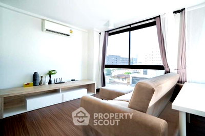 Condos for rent : 2-BR Condo In Chateau In Town Ratchada 20-2, MRT Sutthisan (ID 2912751)