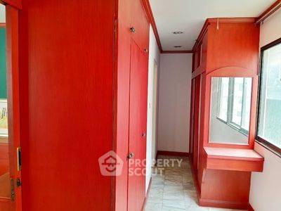 รูป คอนโด 2-ห้องนอน ที่ เดอะ รอยัล เพลส 2 ใกล้ BTS ราชดำริ (ID 2150004) - รูปที่ 9/10