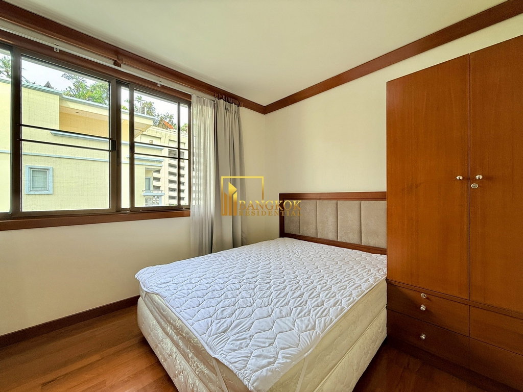 รูป Spacious 4 Bedroom Apartment For Rent in Asoke Area - BR21347AP - รูปที่ 36/54