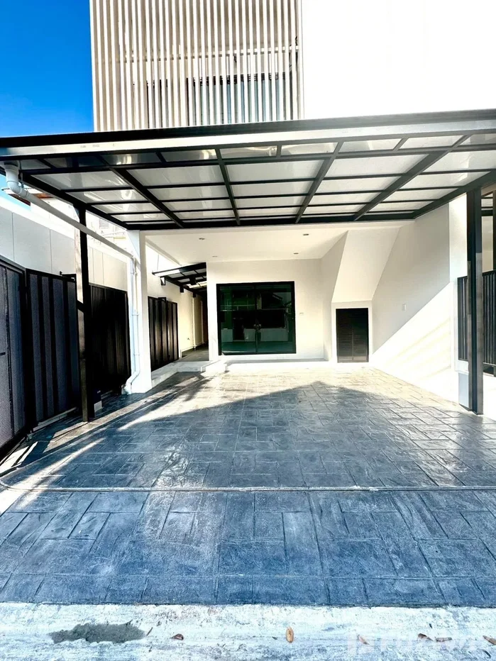 รูป บ้านเดี่ยวให้เช่า 6 ห้องนอน ใน คลองเจ้าคุณสิงห์, กรุงเทพมหานคร 6290816 - รูปที่ 2/17