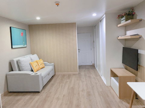ให้เช่าคอนโด regent home 6 /1 เฟส 1 ราคา 7500 บาท สนใจ@sacondo