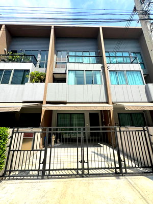 เช่าทาวน์โฮม สนามบินสุวรรณภูมิ : WS7483 🏠✨ ให้เช่าทาวน์โฮม 3 ชั้น บ้านกลางเมือง พระราม 9 – กรุงเทพกรีฑา เพียง 35,000 บาท/เดือน