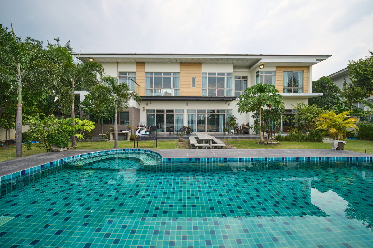 picture FOR SALE 🏡 Perfect Masterpiece Lakeside - 2/24