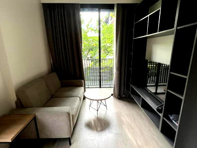 Condos for rent Chulalongkorn University : FOR RENT condo , Maestro 02 Ruamrudee , BTS-Phloen Chit , Lumpini , Pathum Wan , Bangkok , CX-14001 ✅ Live chat with us ADD LINE @connexproperty ✅