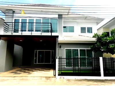 บ้านเดี่ยวให้เช่า : ให้เช่าบ้านเดี่ยวพร้อมเฟอร์นิเจอร์ 4 ห้องนอน รัชชา 5 ใกล้ถนนกาญจนาภิเษก ใกล้เซ็นทรัล เวสต์เกต