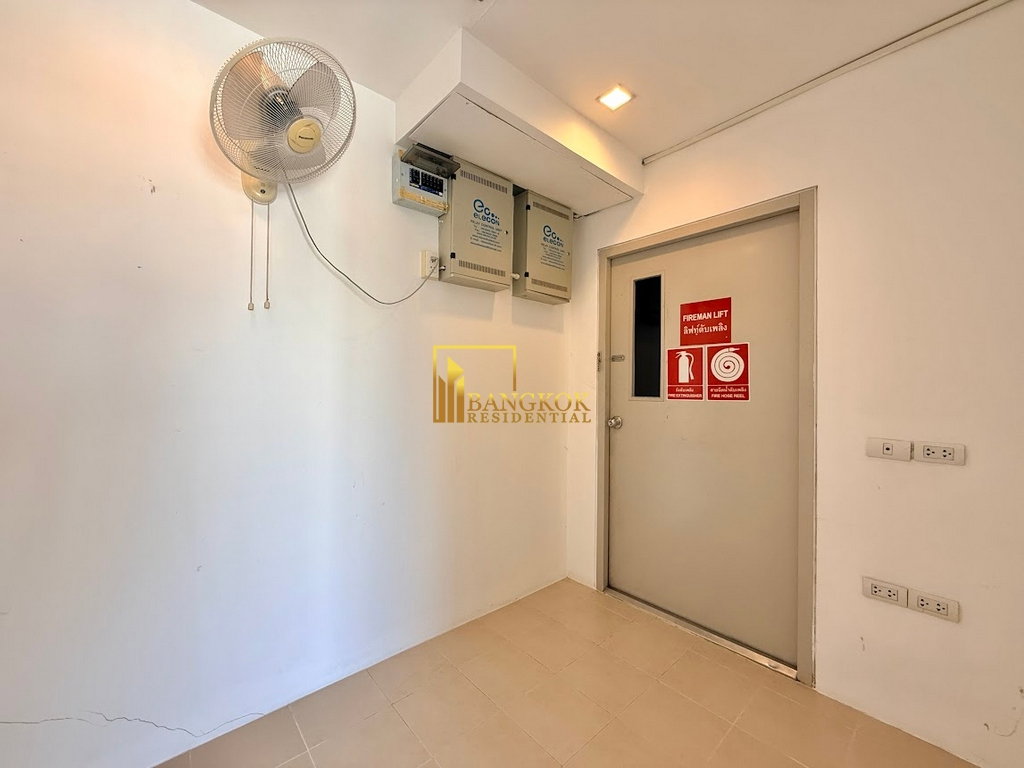 รูป Large 5 Bedroom Duplex Penthouse For Rent in Asoke Area - BR21366AP - รูปที่ 44/60