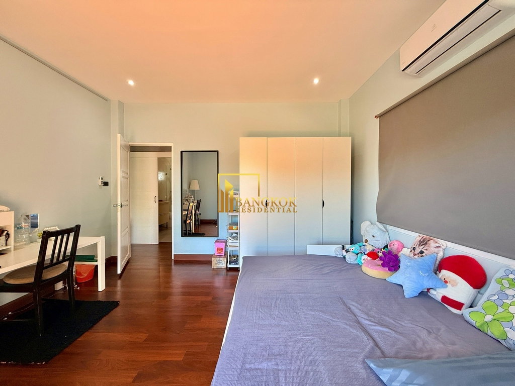 รูป Renovated 5 Bedroom House For Rent in Phra Khanong Area - BR28318SH - รูปที่ 34/47