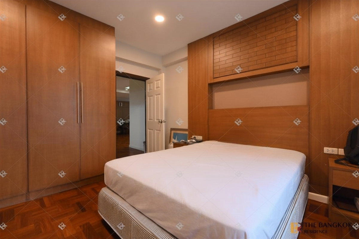 รูป เช่าคอนโด 💎 Grand Ville House 1 3-br 184 sq.m. 60k 🤎 คอนโดหรูสไตล์คลาสสิก ท่ามกลางโทนไม้แสนอบอุ่น  ใกล้ BTS พร้อมพงษ์  - รูปที่ 2/9