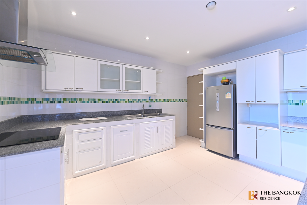 picture The Privilege of Luxury in an Economic Hub Location Ds Tower 1 - 3/10