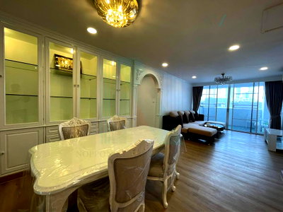 Condos for rent : 🔺 For Rent Condo D.S. TOWER 2 SUKHUMVIT 39 Building 1, Floor 8,3 bed room, Room size 125 sqm