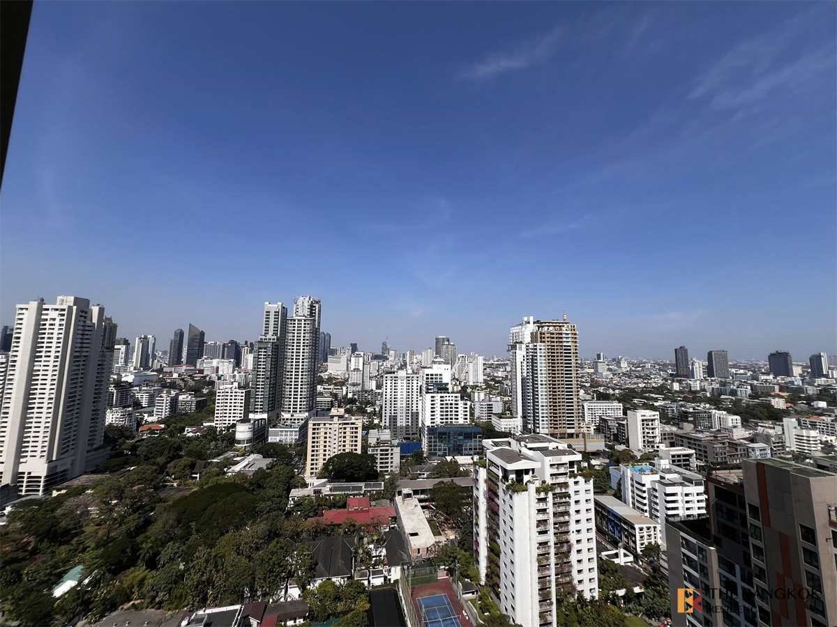 picture NOBLE STATE 39 Beautiful Room, Good Condition near BTS Phrom Phong - 4/10