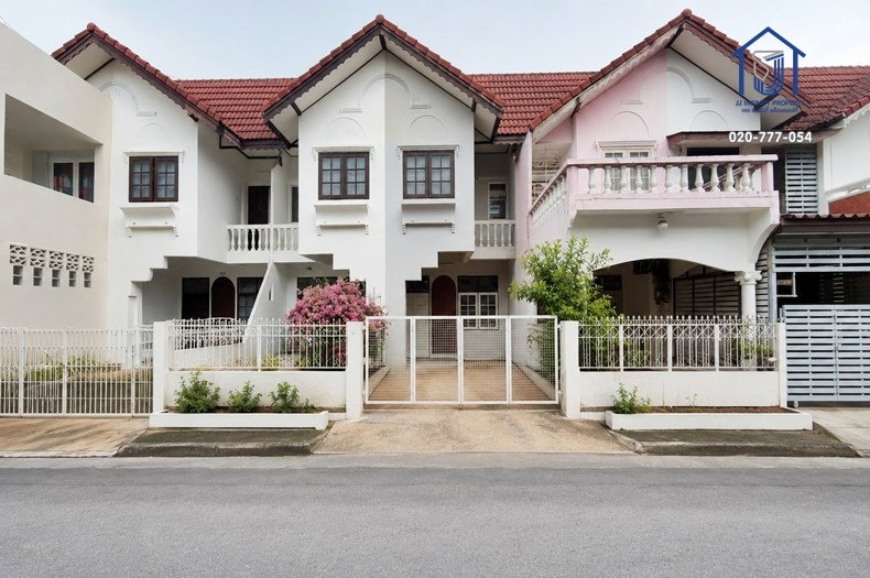 รูป ขายทาวน์เฮาส์ 2 ชั้น หมู่บ้านสวนทองวิลล่า ซอยรามอินทรา 40 ใกล้รถไฟฟ้าสายสีชมพู(กม.6) - รูปที่ 1/9