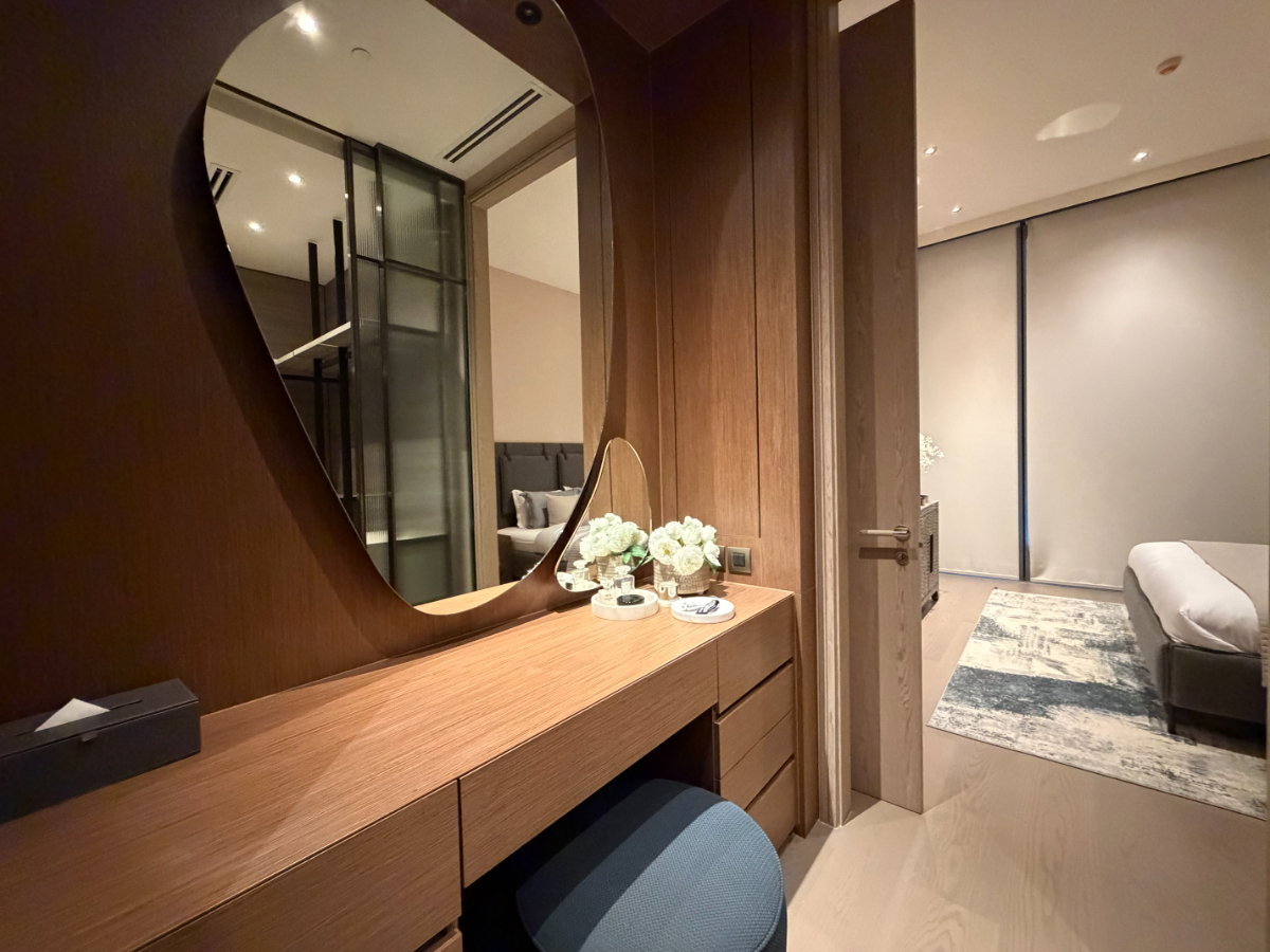 รูป SCOPE Langsuan ราคาโครงการ  1 ห้องนอน ตกแต่งครบพร้อมเข้าอยู่ ด้วยเฟอร์นิเจอร์ OLIVIA LIVING - รูปที่ 8/9