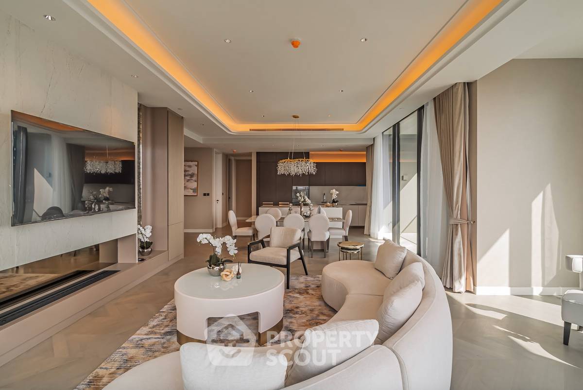picture 3-BR Condo at One 89 Wireless near MRT Lumphini (ID 2034254) - 3/13
