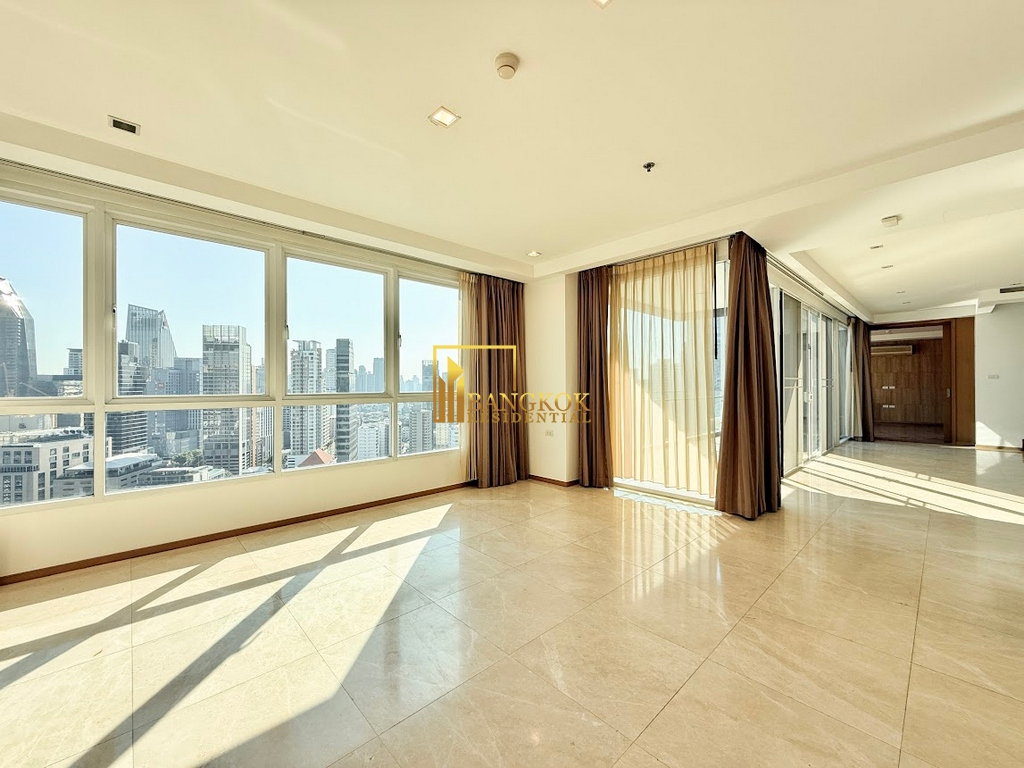 รูป Large 5 Bedroom Duplex Penthouse For Rent in Asoke Area - BR21366AP - รูปที่ 8/60