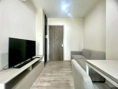Condos for rent : 10,000 baht/month 1/1 bed Niche Mono Mega Space Bangna 