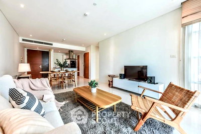 Condos for rent BTS Thong Lo (Thong Lor) : 2-BR Condo at Fullerton Sukhumvit near BTS Ekkamai (ID 2902849)