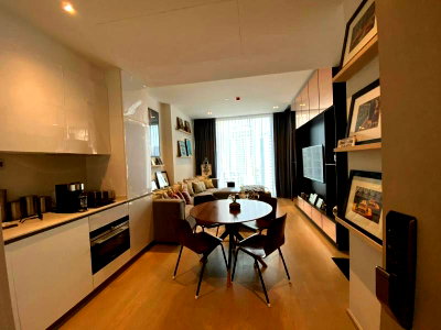 ขายคอนโด : A036462 The Strand Thonglor