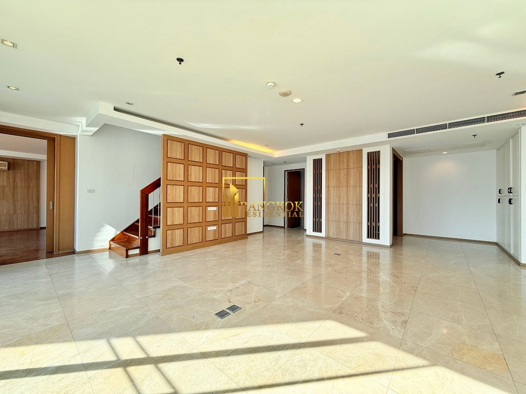 รูป Large 5 Bedroom Duplex Penthouse For Rent in Asoke Area - BR21366AP - รูปที่ 3/60