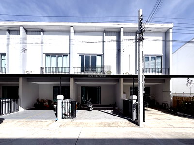 Townhouses for sale Bangkok : For Sale Townhouse/Townhome  , CHER Bangkhunnon , Bang Khun Non , Bangkok Noi , Bangkok , CX-155761 ✅ Live chat with us ADD LINE @connexproperty ✅