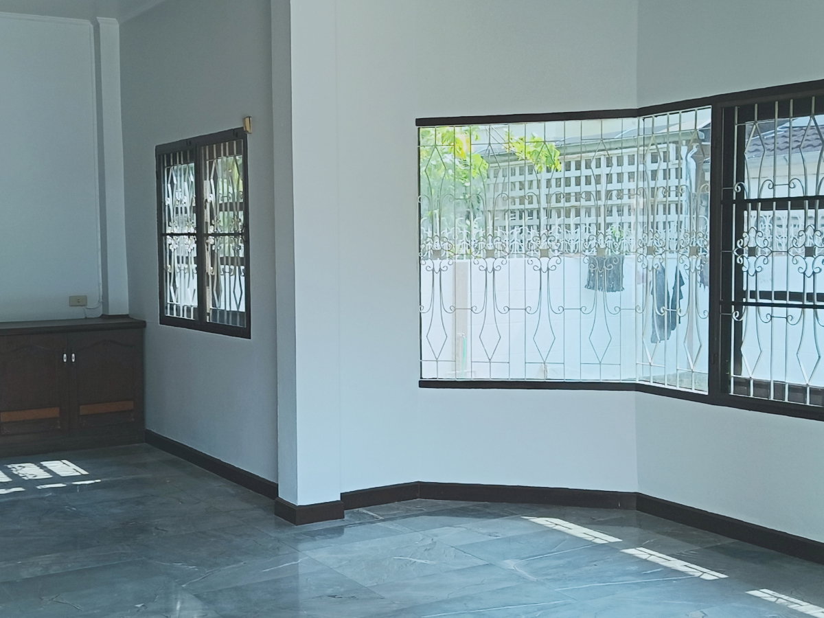 รูป ขาย บ้านเดี่ยวห้องมุม หมู่บ้านปรีชา 2 ชั้น ขนาดเนื้อที่ดิน 90 ตารางวา  - รูปที่ 16/26
