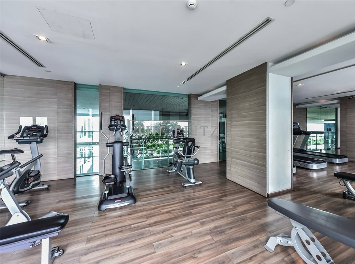รูป ✨ บาลานซ์ชีวิตการทำงานและการพักผ่อนได้อย่างลงตัวที่ The Room Sathorn-Taksin ความสะดวกสบายที่มาพร้อมความสงบส่วนตัว - รูปที่ 16/17
