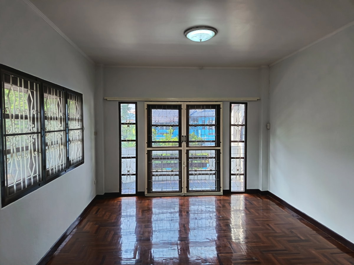 รูป ขาย บ้านเดี่ยวห้องมุม หมู่บ้านปรีชา 2 ชั้น ขนาดเนื้อที่ดิน 90 ตารางวา  - รูปที่ 7/26