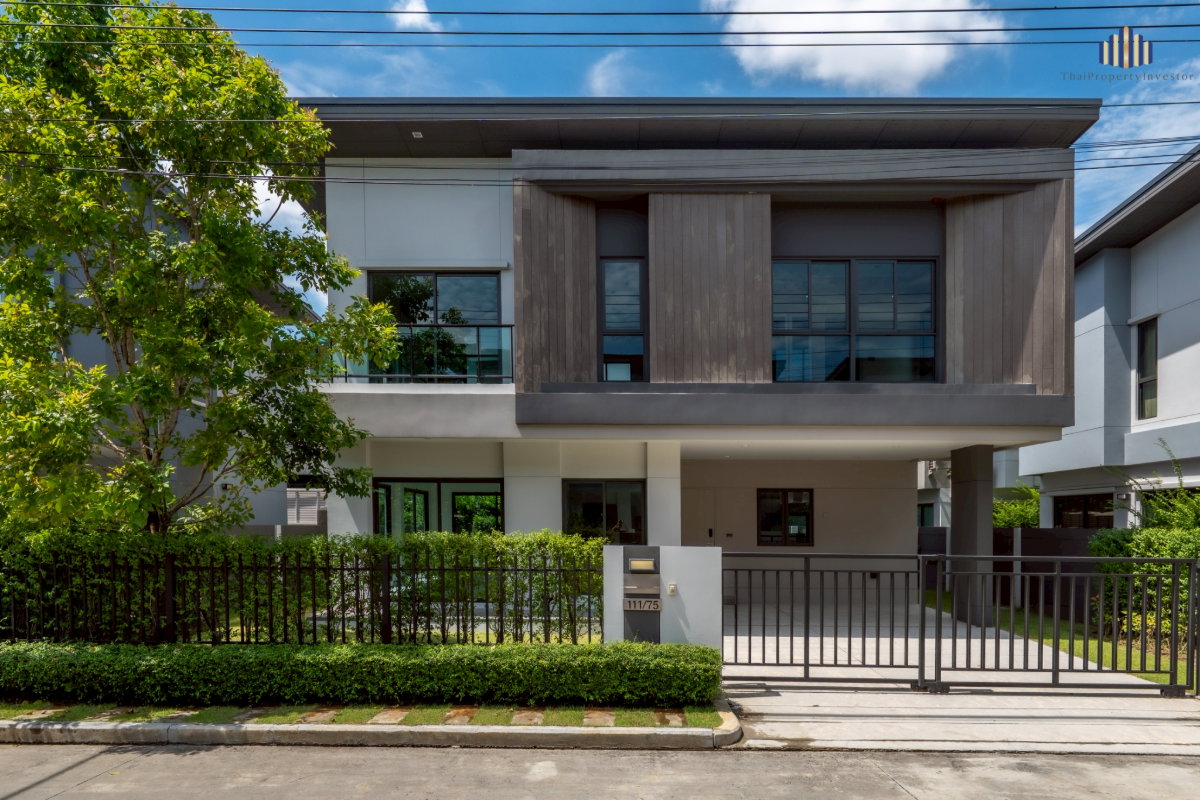 picture Below Launch Price! Detached Modern Home at Venue ID Phaholyothin - Rangsit. Never Lived In! Best Location in the Project! Fully Equipped Common Areas - 2/79