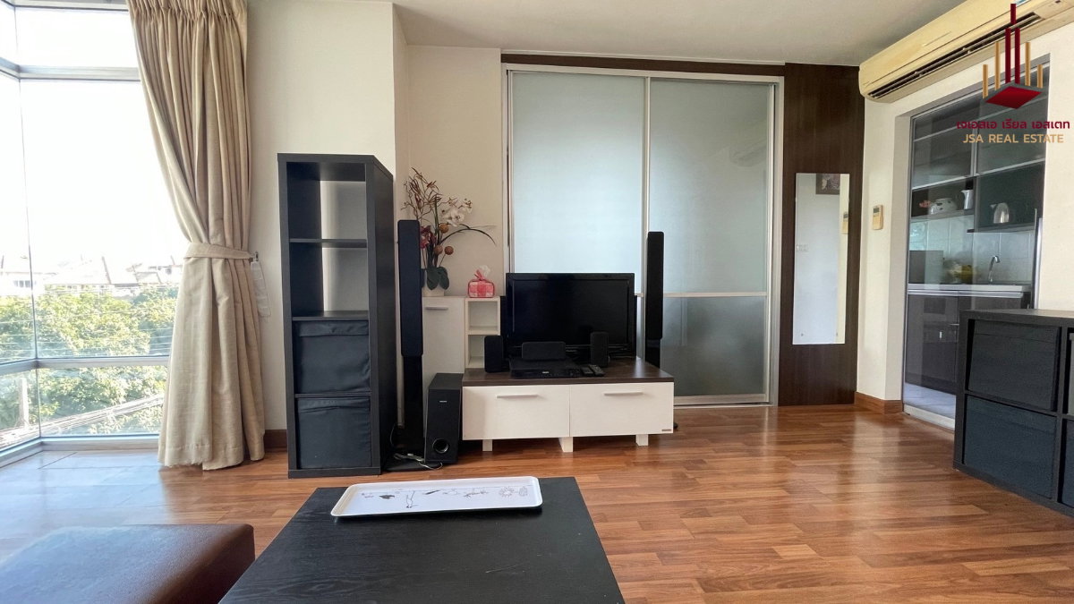 picture ✨ For Sale: Atrium Phahol-Suthisarn Condo ✨ 💰 Only 2,900,000 THB - 2/9