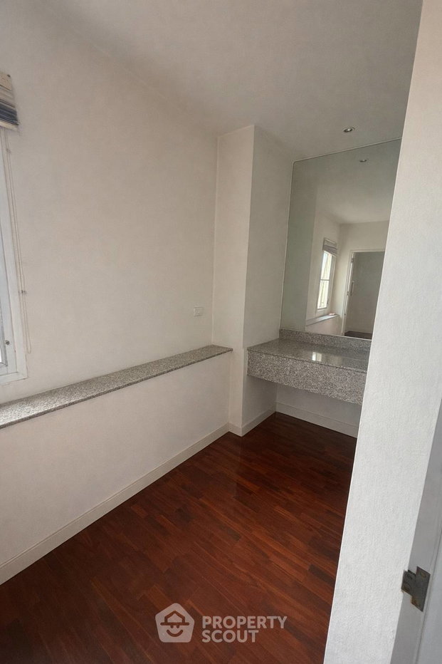 รูป คอนโด 3-ห้องนอน ที่ พหลโยธิน ปาร์ค คอนโดมิเนียม ใกล้ BTS สะพานควาย (ID 2912642) - รูปที่ 11/12