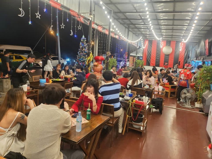 รูป ขออนุญาตเซ้งร้านหมูกะทะครัวไทย ทำเลดี ถ.ประเสริฐมนูกิจ ทางไปร้านซ๊อคโกแลตวิว ติดถนนใหญ่ อุปกรณ์ทุกอย่างพร้อมเปิดต่อได้เลย สัญญาปีต่อปี ทำต่อได้เลย - รูปที่ 2/13