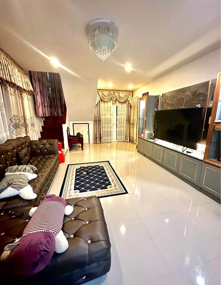 picture For rent big house best price 18,000 - 3/10