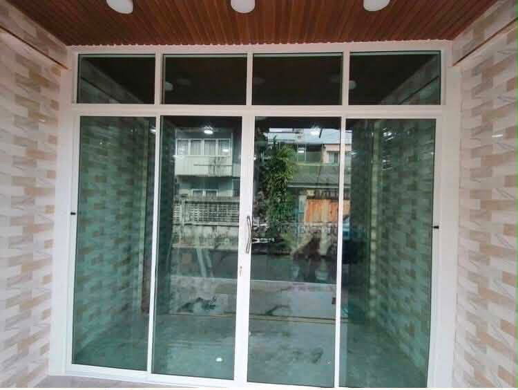 รูป ขายบ้านใกล้ถนนจรัญสนิทวงศ์ 25 ใกล้โรงเรียนนฤมลทิน - รูปที่ 2/8