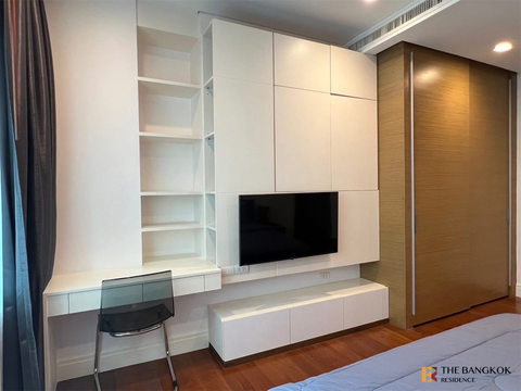 Bright 24 Condo with the Best Location
