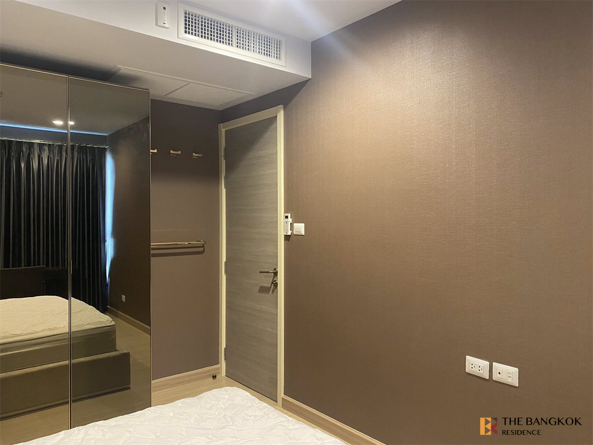 picture Supalai Riva Grande Premium Unit Close to All Conveniences - 3/9