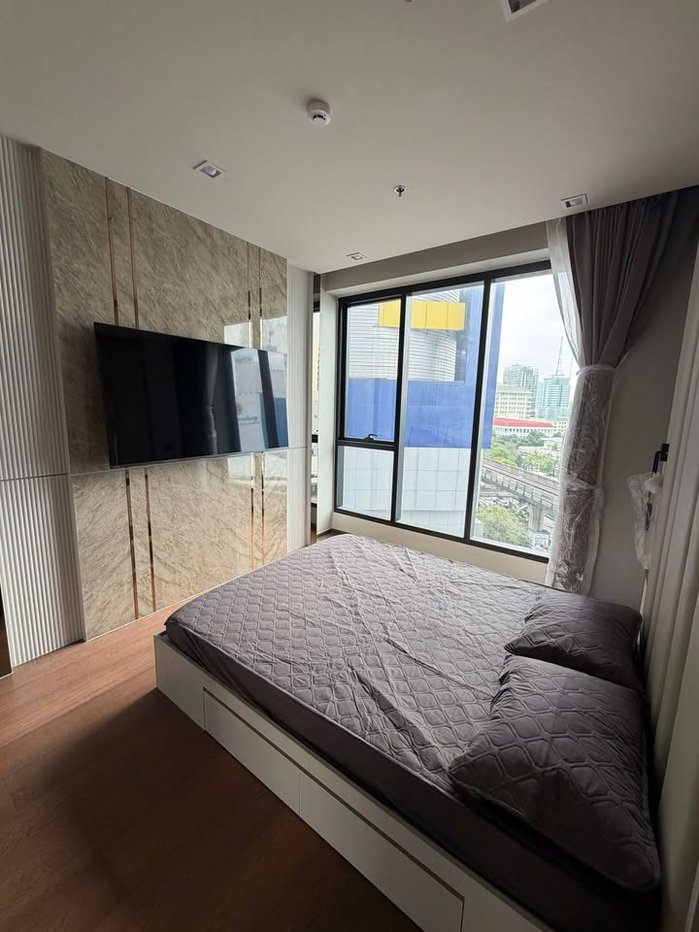 picture Condo for Rent !! Ideo Q Victory - 3/7