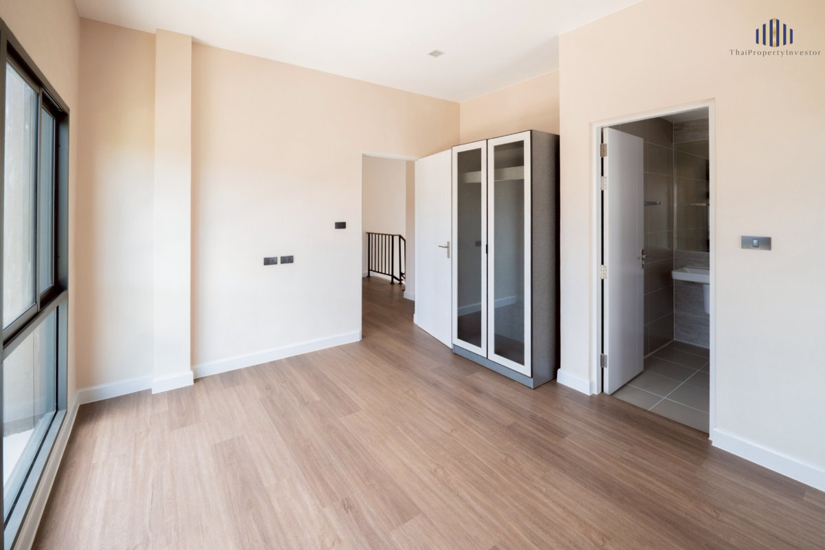 picture Below Launch Price! Detached Modern Home at Venue ID Phaholyothin - Rangsit. Never Lived In! Best Location in the Project! Fully Equipped Common Areas - 40/79