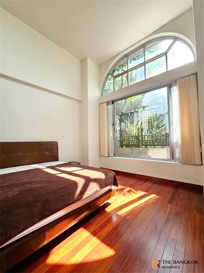 picture All Season Mansion near BTS Phloen Chit Easy Travel, Fully Utilized Space - 4/10