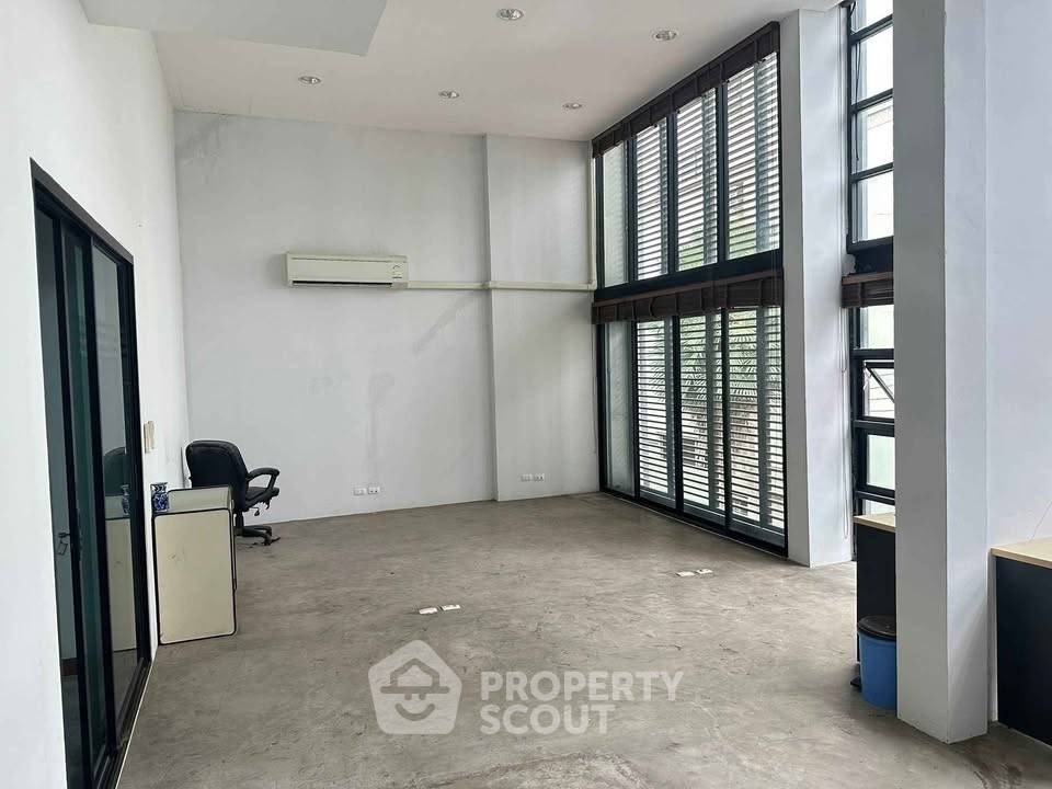 รูป คอนโด ที่ โคลเวอร์ ลาดพร้าว 83 ใน คลองเจ้าคุณสิงห์ (ID 2911359) - รูปที่ 14/27