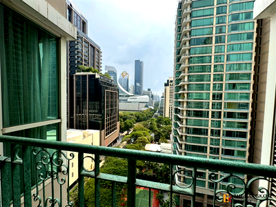 Condos for sale : The Address Chidlom