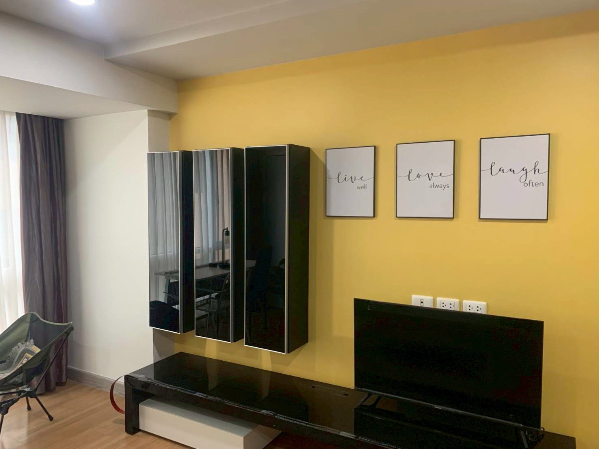 picture Sukhumvit Line | BTS Asok | 1 Bed 1 Bath | 74 sqm. | The Trendy Condominium - 3/7